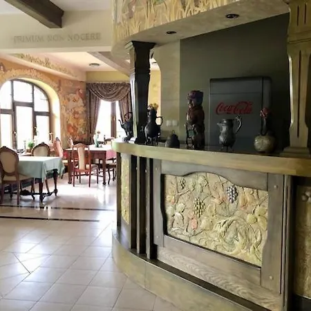 Na Wzgórzu Wandy Alojamento de Acomodação e Pequeno-almoço 3*