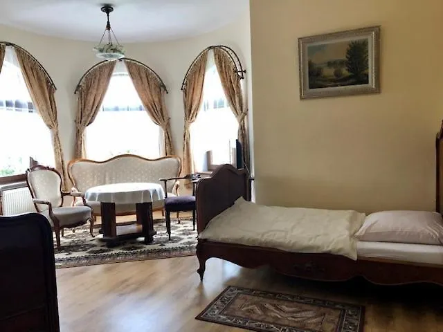 Na Wzgorzu Wandy Bed & Breakfast 3*