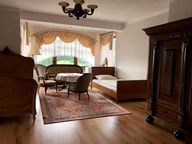 Na Wzgorzu Wandy Bed & Breakfast 3*